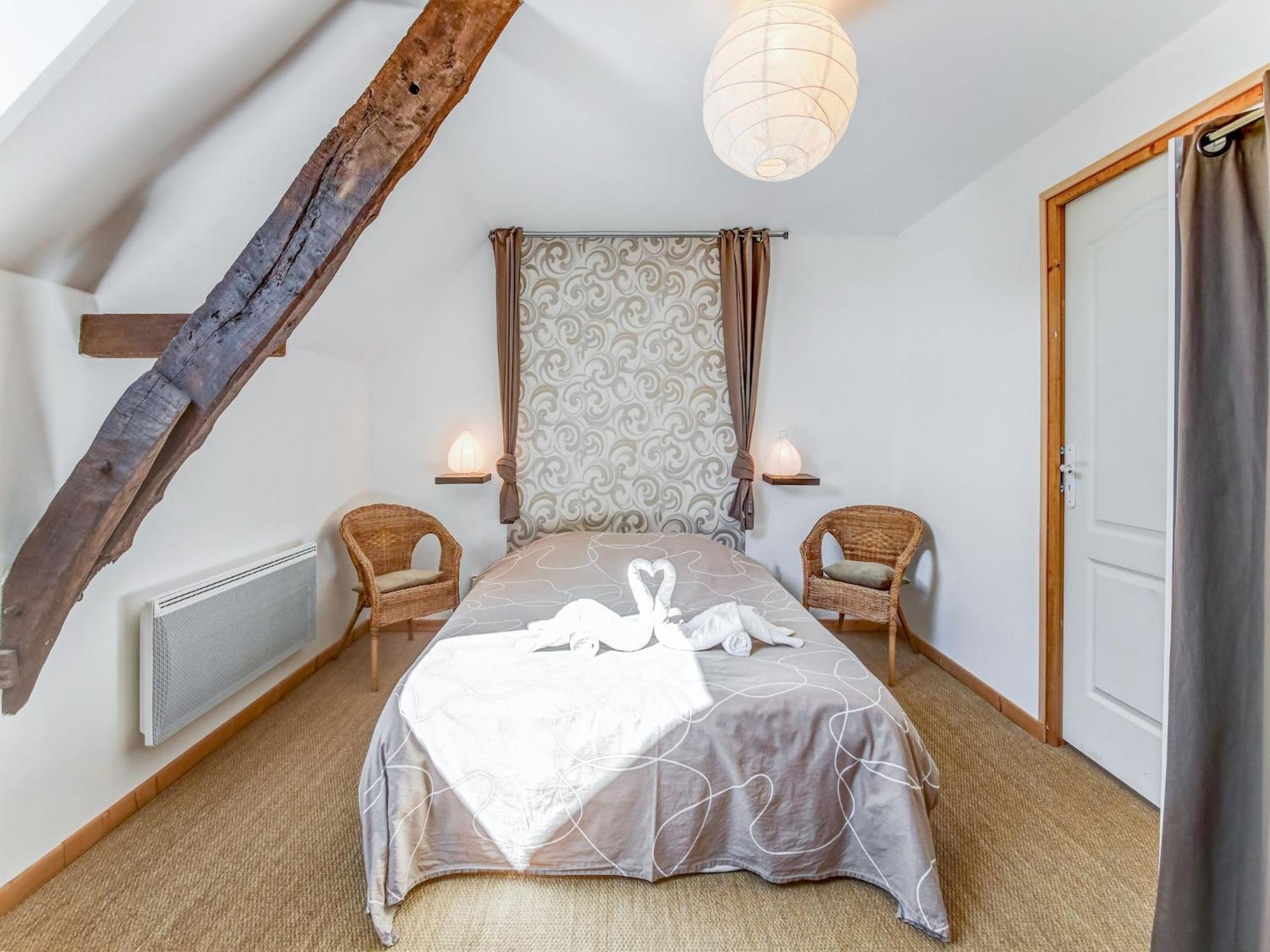 Holiday Home With Garden In Brainville Exteriör bild